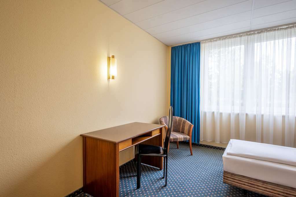 Quick Hotel Dresden West Kesselsdorf Room photo